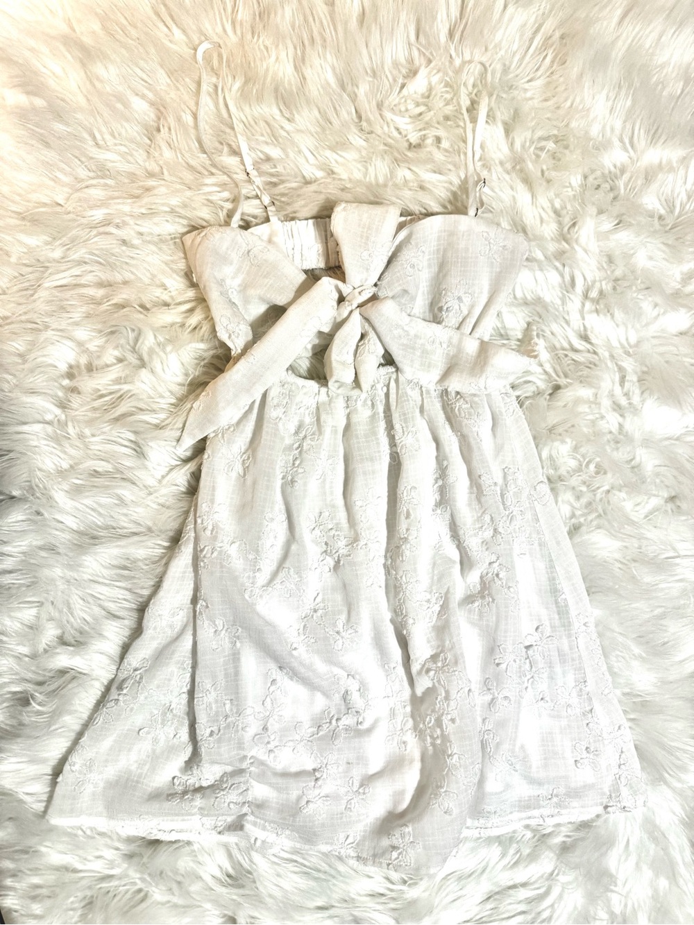 Princess Polly White Eyelet Cutout Mini Dress Size US 2 | AU 6 - Picture 2 of 12